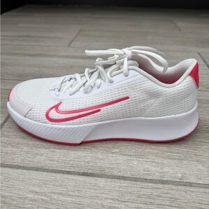 Nike Womens Vapor Lite 2 HC DV2019 108 white hot punch NIB $90 some boxes damage